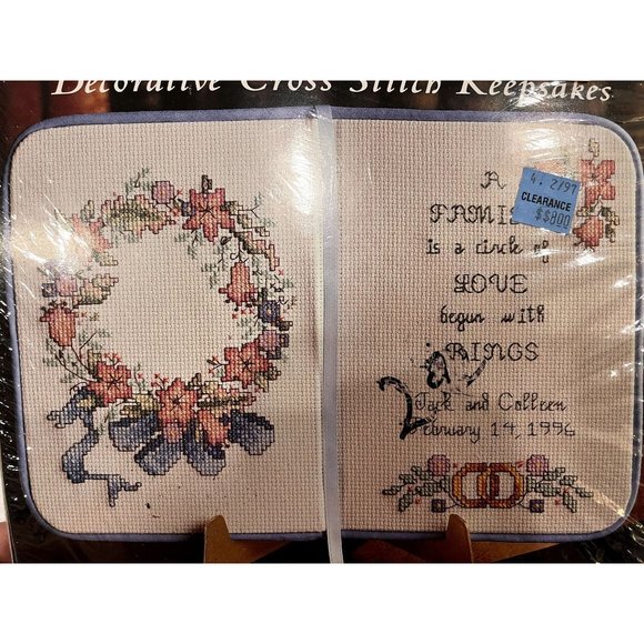 Vintage Best Seller Decorative Cross Stitch Keepsake 08501 Love's Circle Wedding - Picture 2 of 4